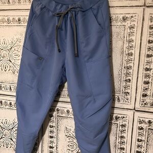 Fabletics Women’s light Blue high rise On-call Jogger scrubs USED size XL